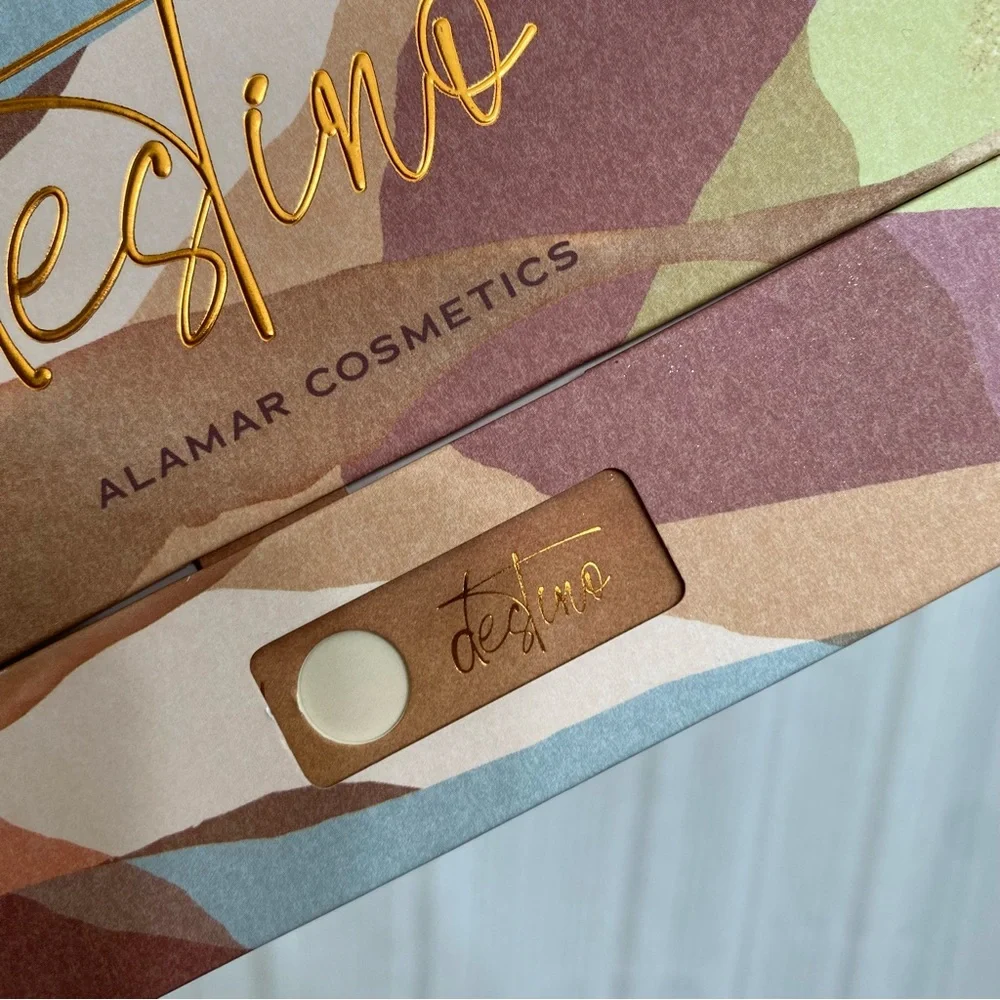 🌈5/$25 BUNDLE! NIB🔥 Alamar Cosmetics Destino Eyeshadow Palette - Picture 5 of 7